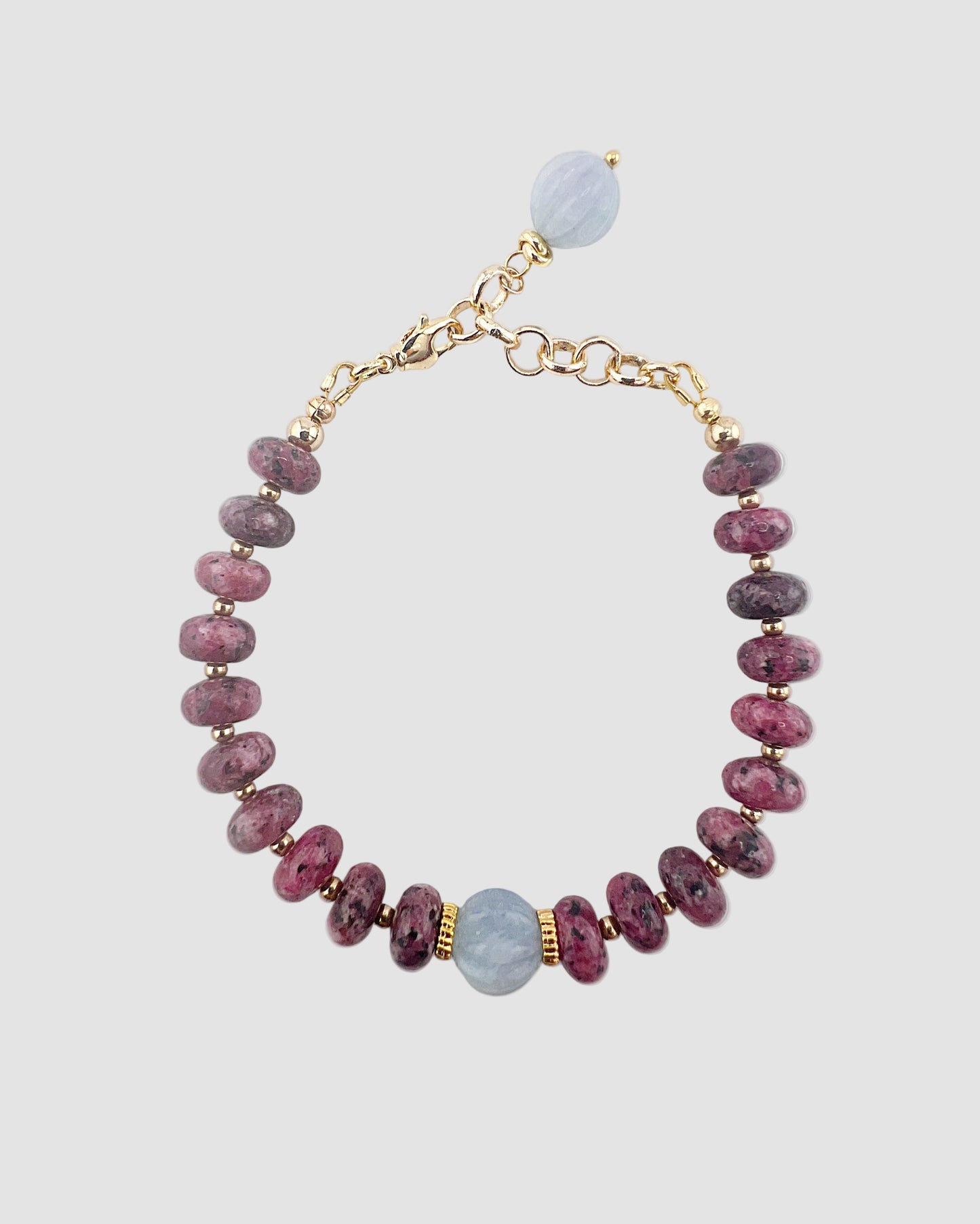 Quartz Bracelet with gold-plated fu=indings